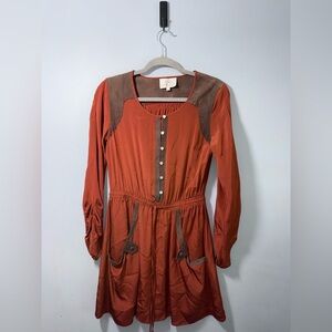 Madison Marcus Womens 100% silk Long sleeve Rust color mini dress Size XS EUC